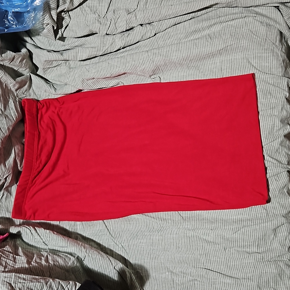 Red (Seductions brand) pencil skirt